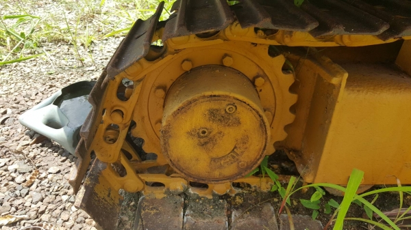 ขายตามสภาพ แบคโฮ KOMATSU PC20-6 ไม่มีปั้มไฮดรอริค ไม่มีตัวเดิน 1 ข้าง เอกสารใบซื้อขาย