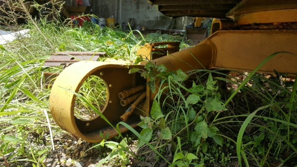 ขายตามสภาพ แบคโฮ KOMATSU PC20-6 ไม่มีปั้มไฮดรอริค ไม่มีตัวเดิน 1 ข้าง เอกสารใบซื้อขาย