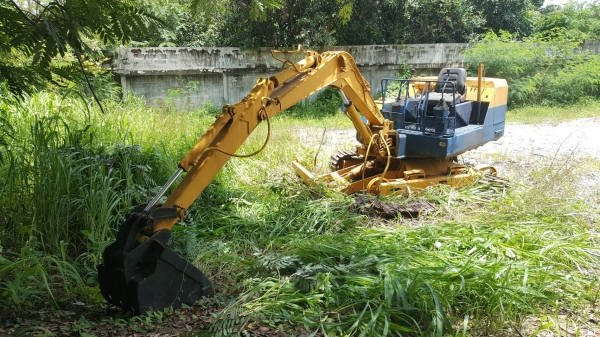 ขายตามสภาพ แบคโฮ KOMATSU PC20-6 ไม่มีปั้มไฮดรอริค ไม่มีตัวเดิน 1 ข้าง เอกสารใบซื้อขาย