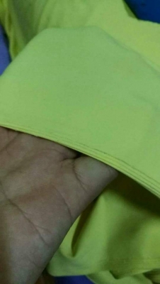 ผ้ายืดเป็นม้วนๆอย่างดีสีสวยสดคุณภาพเหมาทั้งหมดหนักประมาณ 120 กก. ขายเหมา 7000บาท โทร 083-2000058ID:l