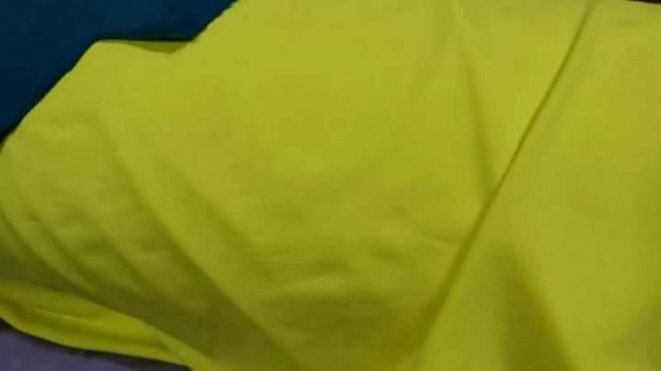 ผ้ายืดเป็นม้วนๆอย่างดีสีสวยสดคุณภาพเหมาทั้งหมดหนักประมาณ 120 กก. ขายเหมา 7000บาท โทร 083-2000058ID:l