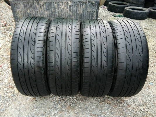 ขายยาง215/55R17 ยางDUNLOP LM704 ยางปี16 ดอกยางสวยสดไม่มีปะ จำนวน 1 ชุด