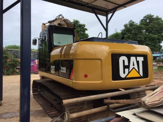 ขายรถแบคโฮ CAT 320 D ไมล์ 2076 ชม.รับประกันศูนย์ 5000 ชม.ราคา 2650000