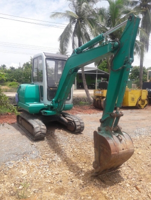 ขายKOMATSU PC30-7  เก่าญี่ปุ่นแท้  สภาพสวย เดิมๆๆ  เครื่องปั๊มดี  5,XXX  ชั่วโมง  ลองระบบกันได้ทุกวัน  โทร  089-3818694  ดวงนภา