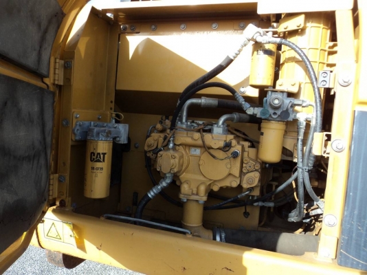 320d บูมยาว FAL-รถจอดบางนา5000กว่าชั่วโมง ราคาพิเศษ 981-989-1989 หรั่งครับ