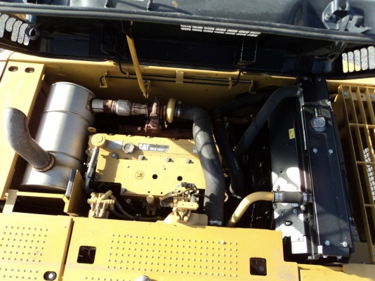 320d บูมยาว FAL-รถจอดบางนา5000กว่าชั่วโมง ราคาพิเศษ 981-989-1989 หรั่งครับ