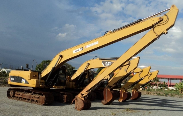 320d บูมยาว FAL-รถจอดบางนา5000กว่าชั่วโมง ราคาพิเศษ 981-989-1989 หรั่งครับ