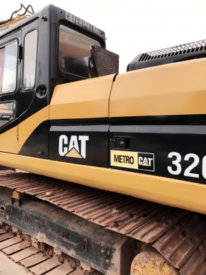 ขายด่วน แม็คโคร CAT320 V1 สภาพสวยพร้อมใช้งาน โซ่ช่วงล่างสวย เครื่องปั้มดีเยี่ยม ระบบสมบูรณ์ รถพร้อมลุยงาน เอกสารเล่มทะเบียน สนใจโทรสอบถาม 093-0764943  088-3223272 K ตั้ม
