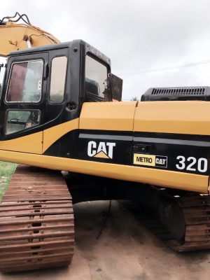 ขายด่วน แม็คโคร CAT320 V1 สภาพสวยพร้อมใช้งาน โซ่ช่วงล่างสวย เครื่องปั้มดีเยี่ยม ระบบสมบูรณ์ รถพร้อมลุยงาน เอกสารเล่มทะเบียน สนใจโทรสอบถาม 093-0764943  088-3223272 K ตั้ม