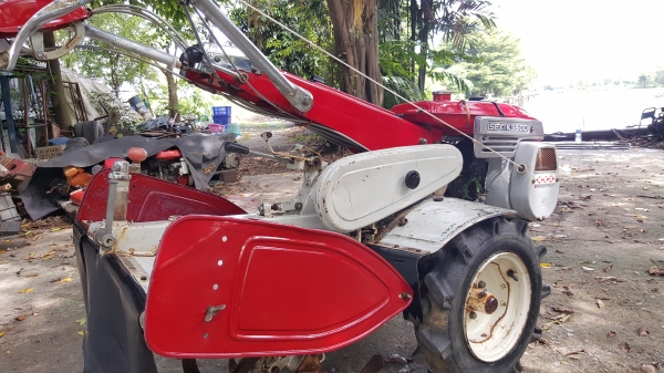 รถพรวนดินเดินตาม เช็คระบบเปลี่ยนถ่ายของเหลวให้หมด รหัสสินค้า E3 - 20