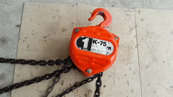 รอกโซ่ตราช้างK-75