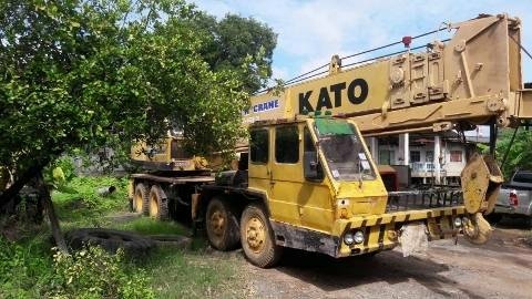 ขายรถเครน KATO 12 ล้อ 30 ตัน เอกสารเล่ม ราคา 1600000