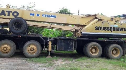 ขายรถเครน KATO 12 ล้อ 30 ตัน เอกสารเล่ม ราคา 1600000