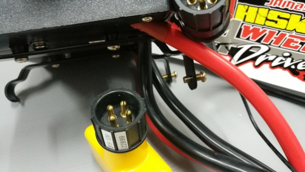 จำหน่าย วินซ์ TOP SPEED 12000LB ควบคุมด้วย รีโหมดสาย ยาว 3 เมตร และ รีโหมดไร้สาย Wireless ระยะไกล 200 เมตร