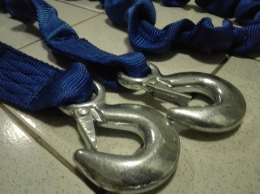 เชือกกะตุก 4 เมตร 4 ตัน พร้อมตะขอเกี่ยว 2 ด้าน เชือกกะตุก 4 เมตร 4 ตัน พร้อมตะขอเกี่ยว 2 ด้าน