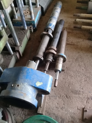 สกรูฉีดพลาสติกสภาพดี3ชุด สกรูฉีดพลาสติกสภาพดี3ชุด