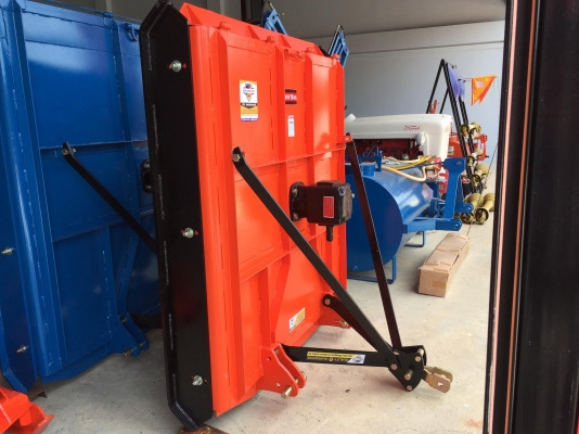 เครื่องตัดหญ้าพ่วงรถไถ ขนาด 1.50 เมตร ราคา พิเศษ 35000 บาท KUBOTA YARMA FORD