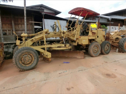 ขายรถเกรด KOMATSU GD31