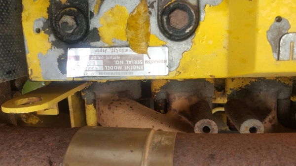 ขาย KOMATSU PC200-6เก่านอก สภาพสวยพร้อมใช้ ติดต่อได้ คุณอ๊อฟ พิจิตร 086-737-9991