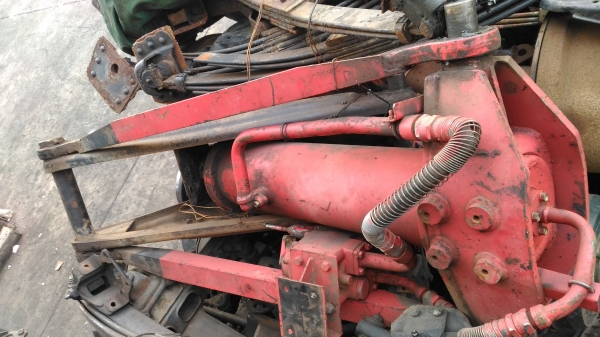 ไฮดรอลิคดั้มพ์ 6 ตันพร้อมปั้ม