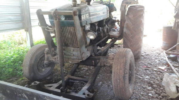 ขายFord 6600เสื้อลายแท้ สภาพพร้อมใช้งาน ติดต่อ คุณ อ๊อฟ พิจิตร 086-737-9991