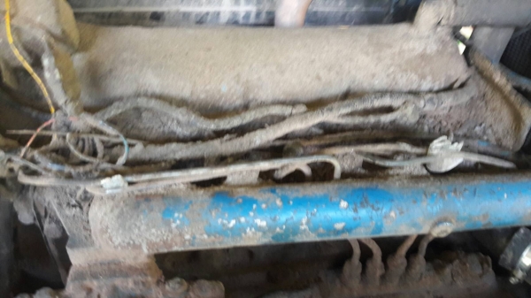 ขายFord 6600เสื้อลายแท้ สภาพพร้อมใช้งาน ติดต่อ คุณ อ๊อฟ พิจิตร 086-737-9991