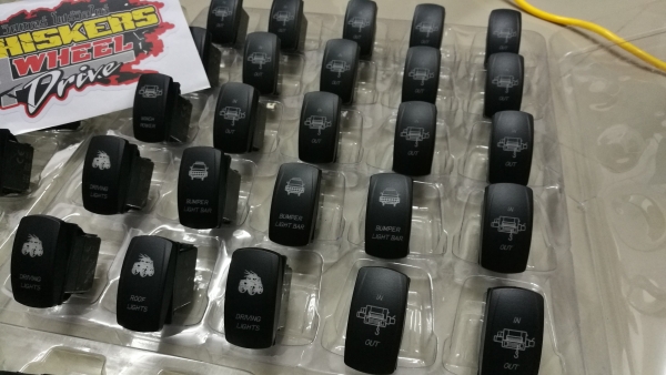 สวิตซ์ เปิด/ปิด ต่างๆ หลากหลายรูปแบบ