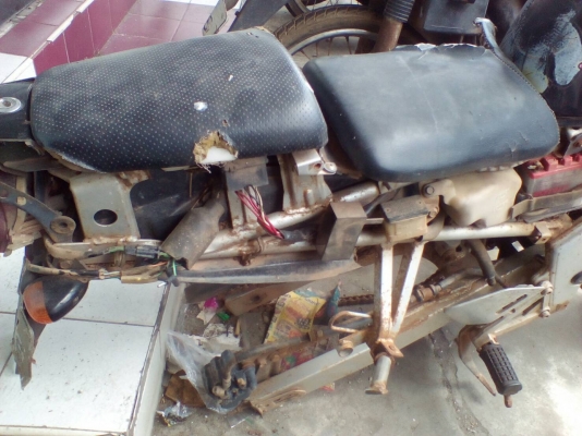 Honda NSR เล่มโอนถังน้ำมันไม่มีล่ะ Honda NSR เล่มโอนถังน้ำมันไม่มีล่ะ