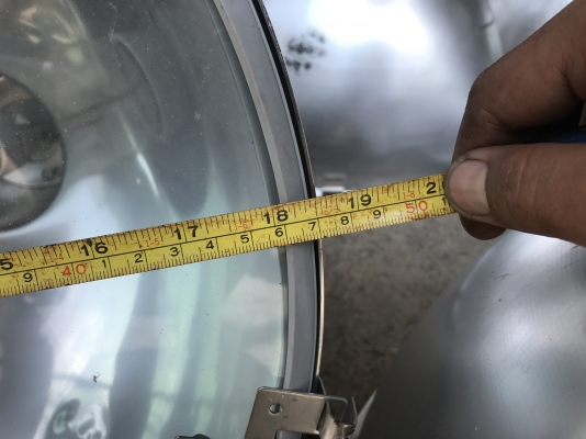 ขายโคมไฟ High Bay L&E ทั้งชุดพร้อมหลอด 250W ของใหม่เก่าเก็บ ไม่เคยใช้งาน มี 13ชุด ราคาชุดละ 1,000 บาท ขายโคมไฟ High Bay L&E ทั้งชุดพร้อมหลอด 250W ของใหม่เก่าเก็บ ไม่เคยใช้งาน มี 13ชุด ราคาชุดละ 1,000 บาท