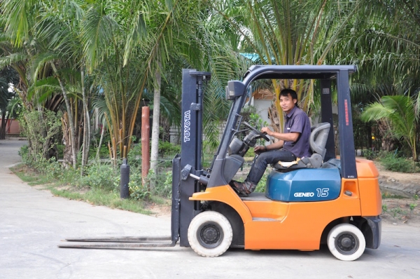ขายFORKLIFT TOTOTA รุ่น7FG15(1.5ตัน) สวยเดิมจากญี่ปุ่น ยังไม่เคยใช้ในไทย 129,000เท่านั้น!!