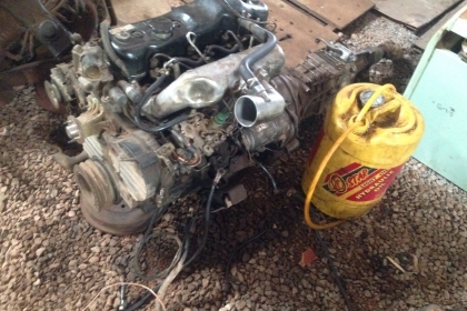 ขายครับเครื่อง4JB1 88hpนอกไม่มีเอกสารสตาทง่ายไม่มีไอไม่มีเกียนะครับ