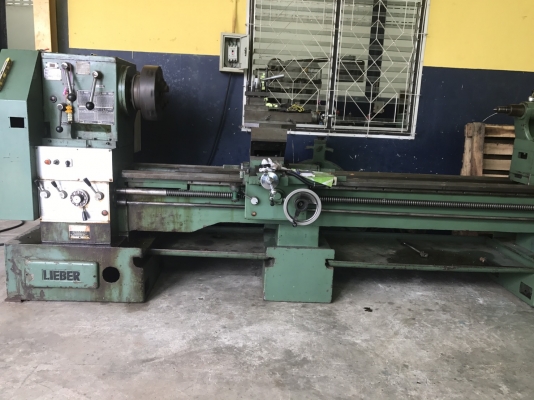 ขายกลึง4เมตร2เพลากลึงเกลียวได้มีฟีดสปีดตรงกระเป๋าพร้อมใช้ครับ