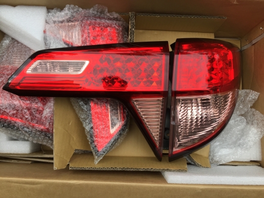 ขายไฟท้าย Honda HR-V รุ่น E