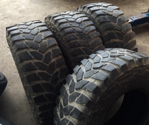 ยางMaxxis Treprador 35x12.5x16 สภาพดี ดอกยังเหลือๆ 4เส้น