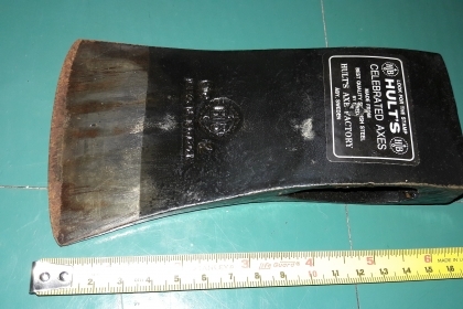 ขายหัวขวาน2ปอน HULT'S CELEBRATED AXES. MADE IN SWEDEN.