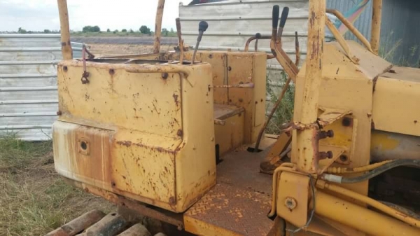 ขาย 155,000 KOMATSU D 20-5 P เครื่องดี เกียร์แรง สเตอร์ลิ่งดี ช่วงล่างพร้อมใช้งาน รถอยู่ ปทุมธานี 090-772-3710 090-772-3 ...ดูเพิ่มขาย 155,000 KOMATSU D 20-5 P เครื่องดี เกียร์แรง สเตอร์ลิ่งดี ช่วงล่างพร้อมใช้งาน รถอยู่ ปทุมธานี 090-772-3710 090-772-3 ...