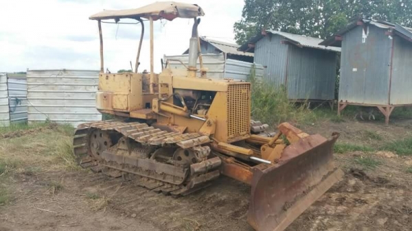 ขาย 155,000 KOMATSU D 20-5 P เครื่องดี เกียร์แรง สเตอร์ลิ่งดี ช่วงล่างพร้อมใช้งาน รถอยู่ ปทุมธานี 090-772-3710 090-772-3 ...ดูเพิ่มขาย 155,000 KOMATSU D 20-5 P เครื่องดี เกียร์แรง สเตอร์ลิ่งดี ช่วงล่างพร้อมใช้งาน รถอยู่ ปทุมธานี 090-772-3710 090-772-3 ...