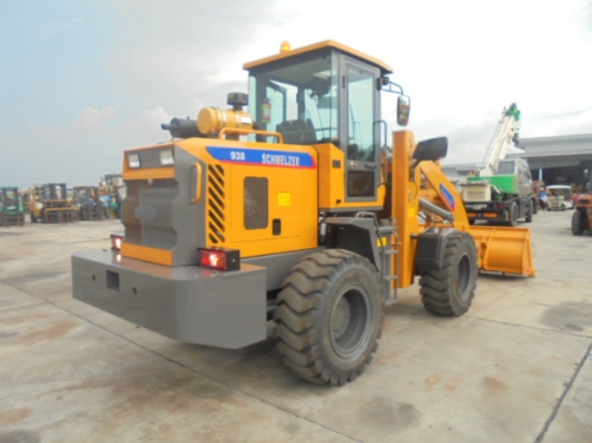 รถตักSCHMELZER-920HLเอวอ่อนขับ4ล้อนำเข้า มีหลายขนาด