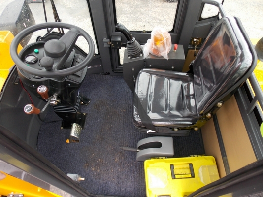 รถตักSCHMELZER-920HLเอวอ่อนขับ4ล้อนำเข้า มีหลายขนาด