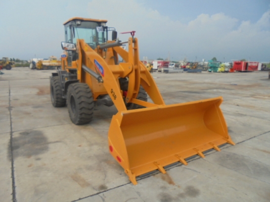 รถตักSCHMELZER-920HLเอวอ่อนขับ4ล้อนำเข้า มีหลายขนาด