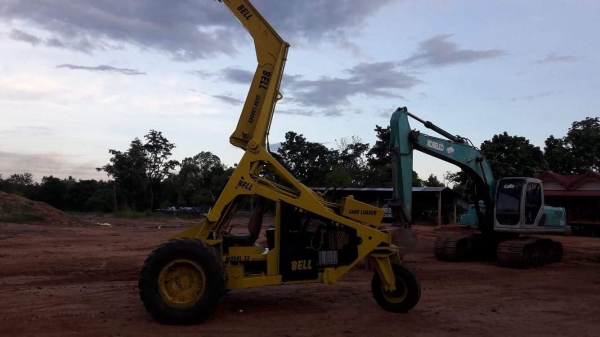 รถคีบอ้อยสามล้อมือสองสภาพดี รถคีบอ้อยสามล้อมือสองสภาพดี