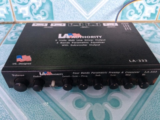 ปรี LA authority ขาย 450 บาท ใช้งานปกติทุกชิ้น สนใจ0892425454 อยู่สระบุรี