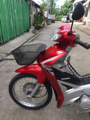 **** ขาย เวฟ 110i รถมือเดียว สตาร์ทมือ ****