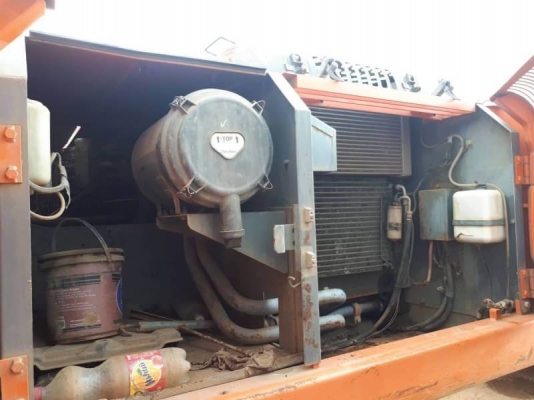 ขาย 995,000 บาท HITACHI ZX200-1 ทำงาน 1x,xxx เครื่องดี ปั้มแรง โช่หนา เอวแน่น ไฟฟ้าครบ เอกสารเล่มทะเบียน  รถอยู่ จ.ปทุมธานี โทร&amp;ไอดีไลน์ 0610710295