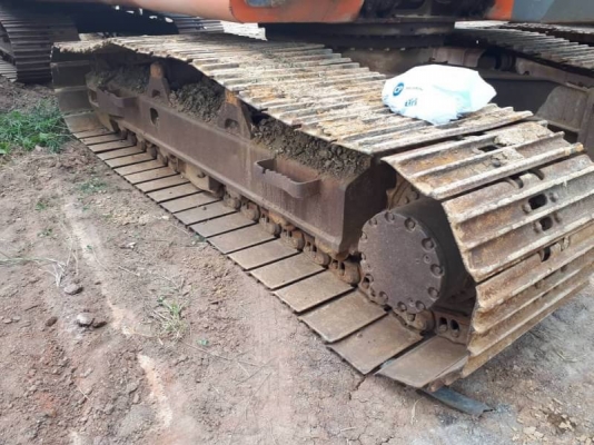 ขาย 995,000 บาท HITACHI ZX200-1 ทำงาน 1x,xxx เครื่องดี ปั้มแรง โช่หนา เอวแน่น ไฟฟ้าครบ เอกสารเล่มทะเบียน  รถอยู่ จ.ปทุมธานี โทร&amp;ไอดีไลน์ 0610710295