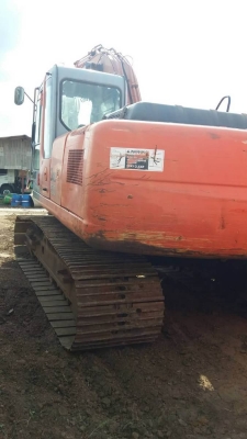 ขาย 995,000 บาท HITACHI ZX200-1 ทำงาน 1x,xxx เครื่องดี ปั้มแรง โช่หนา เอวแน่น ไฟฟ้าครบ เอกสารเล่มทะเบียน  รถอยู่ จ.ปทุมธานี โทร&amp;ไอดีไลน์ 0610710295