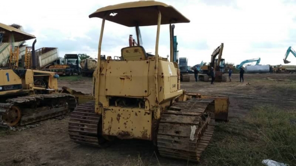 ขาย 195,000 บาท CATTERPILAR D3B เครื่องดี เกียร์ดี สภาพพร้อมใช้ เอกสารอินวอยท์ รถอยู่ จ.ปทุมธานี โทร&ไอดีไลน์ 0610710295 ขาย 195,000 บาท CATTERPILAR D3B เครื่องดี เกียร์ดี สภาพพร้อมใช้ เอกสารอินวอยท์ รถอยู่ จ.ปทุมธานี โทร&ไอดีไลน์ 0610710295