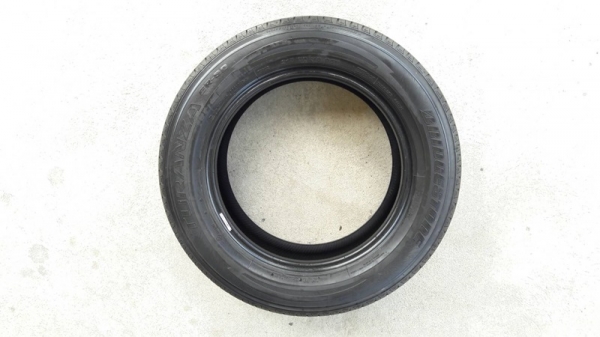 ยาง215/60/16  ปี13 BRIDGESTONE TURANZA GR90  4 เส้น