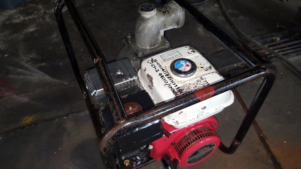 ปั้มน้ำ 3 x 3 นิ้ว 5 แรง รหัส C1 - 2 สอบถามต่อรองได้