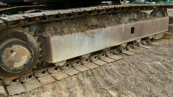 KOMATSU PC 120-3 KOMATSU PC 120-3